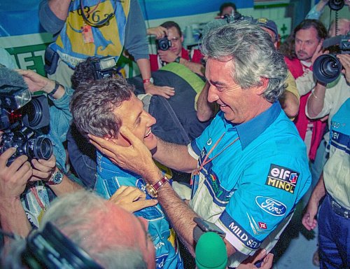 Flavio Briatore (r) war Teamchef, als Michael Schumacher erstmals Weltmeister wurde. - © Harry Melchert/dpa