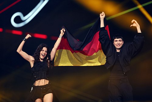 Abor und Tynna trugen mit ihrem Song «Baller» beim ESC zum großen Interesse der Deutschen bei. - © Jens Büttner/dpa