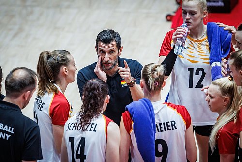 Bregoli trifft auf sein Heimatland. - © ---/Deutscher Volleyball-Verband /dpa