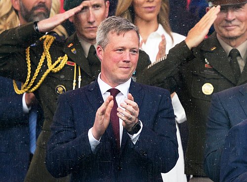 Er gilt als Kumpel von JD Vance: Daniel Driscoll (Archivbild). - © Julia Demaree Nikhinson/AP/dpa