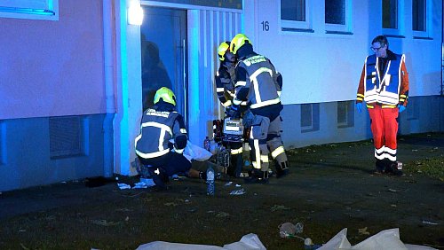 Bei einer Massenschlägerei in Gelsenkirchen gab es einen Toten und mehrere Schwerverletzte. - © Justin Brosch/dpa