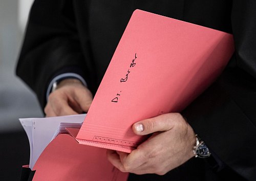 Berger gilt als Wegbereiter für die Cum-Ex-Aktiendeals in Deutschland, mit denen der Staat um Milliarden Euro geprellt wurde (Archivbild). - © Boris Roessler/dpa