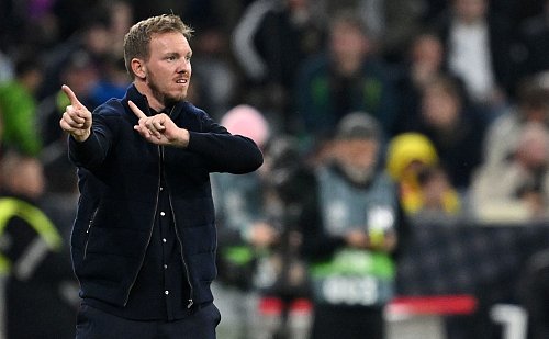 Der Dirigent am Spielfeldrand: Bundestrainer Julian Nagelsmann. - © Sven Hoppe/dpa