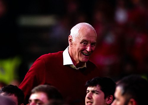 Darts-Boss Barry Hearn zieht eine WM in Saudi-Arabien in Erwägung. - © Steven Paston/PA Wire/dpa