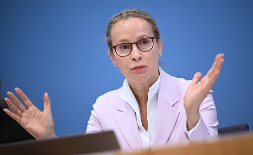 Die Wahl der Potsdamer Rechtswissenschaftlerin Frauke Brosius-Gersdorf scheiterte Mitte Juli am Widerstand der Union. (Archivbild) - © Britta Pedersen/dpa