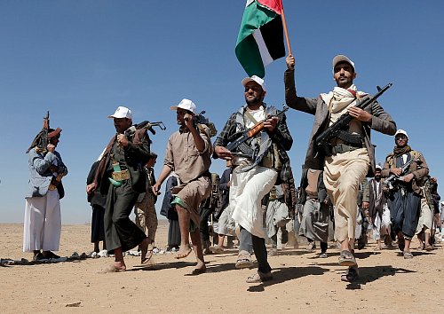 Die Huthi-Miliz im Jemen will den Beschuss Israels fortsetzen. - © Uncredited/AP/dpa