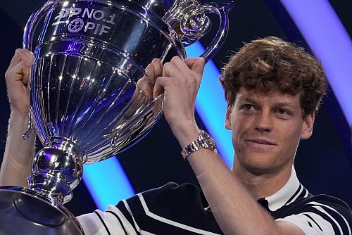 Ausnahmekönner: Jannik Sinner ist derzeit der beste ATP-Spieler. - © Antonio Calanni/AP/dpa