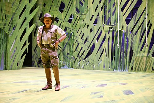 Der Schauspieler und "Tatort"-Kommissar Richy Müller probt für eine Gastrolle im Musical "Tarzan". - © Bernd Weißbrod/dpa