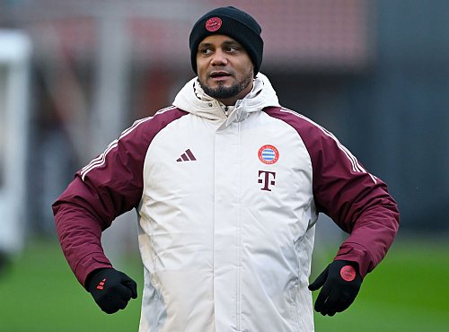 Nach dem kurzen Urlaub geht es wieder auf den Trainingsplatz: Vincent Kompany. - © Sven Hoppe/dpa