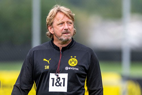 Die Rückkehr von Kaderplaner Sven Mislintat war umstritten - © David Inderlied/dpa