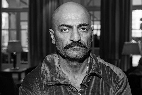 Mehrere Hundert Menschen nahmen an der Beisetzung des Rappers teil. (Archivbild) - © Georg Wendt/dpa