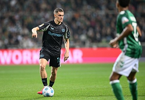 Florian Wirtz und Bayer Leverkusen feierten einen wichtigen Sieg. - © Carmen Jaspersen/dpa