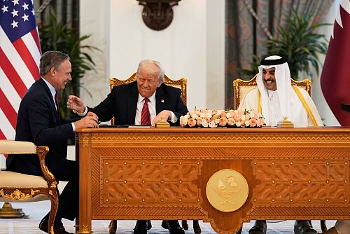 Während Trumps Besuch wurden zahlreiche Wirtschaftsdeals geschlossen. - © Alex Brandon/AP/dpa