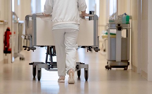Noch ist die Krankenhausreform nicht verabschiedet. (Symbolbild) - © Marijan Murat/dpa