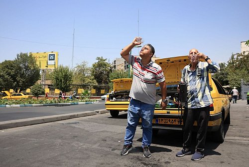 Die Millionenmetropole Teheran steht vor einer Wasserkrise. - © str/-/dpa