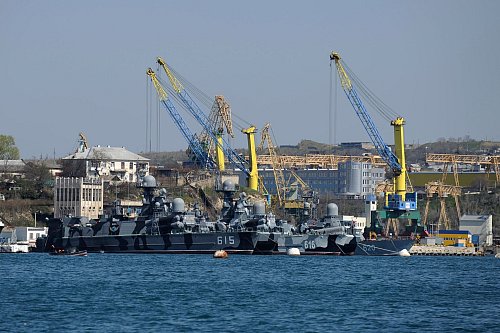 Russland meldet ukrainischen Drohnenangriff auf die Krim. (Archivbild) - © Uncredited/AP/dpa