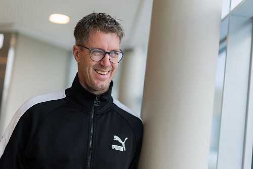 Sieht der Heim-WM mit großer Vorfreude entgegen: Bundestrainer Markus Gaugisch. - © Rolf Vennenbernd/dpa