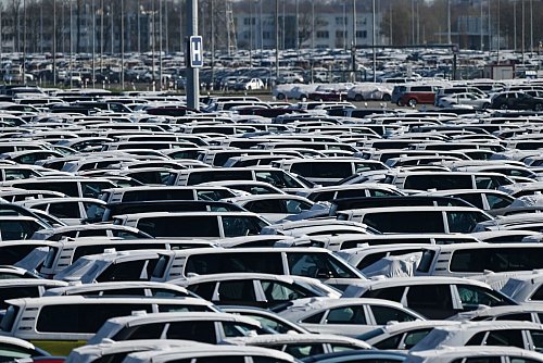In der EU wird Geld unter anderem für die Stärkung der Wettbewerbsfähigkeit gebraucht. - © Lars Penning/dpa