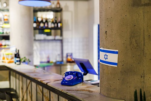 In Israel war der Betreiber noch nicht, der Koch kommt aber von dort. - © Philipp von Ditfurth/dpa