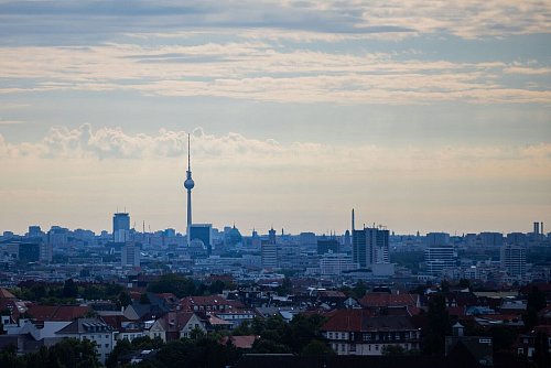 Berlin ist für Start-ups nicht mehr der einzige "Place to be" - © Christoph Soeder/dpa