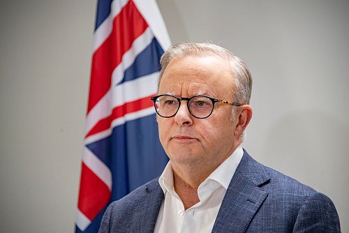 «Wir wissen, dass soziale Medien sozialen Schaden anrichten,» sagt Anthony Albanese, Australiens Premierminister. (Archivbild) - © Brian Cassey/AAP/dpa