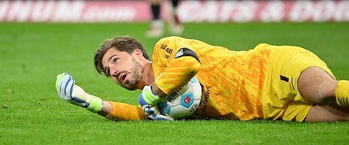 Kevin Trapp verlässt Eintracht Frankfurt. - © Torsten Silz/dpa