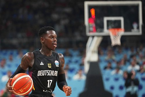 Dennis Schrörder wirkte im Finale lange Zeit gehemmt. - © Sergei Grits/AP/dpa