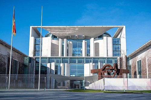 Entscheidungen wurden im Kanzleramt erwartet. - © Michael Kappeler/dpa