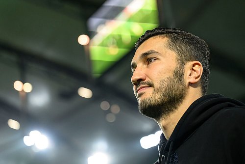 Im Blickpunkt: Dortmunds Trainer Nuri Sahin. - © Swen Pförtner/dpa