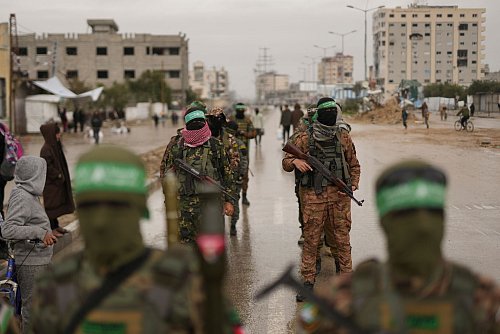 Die Hamas zeigt sich nach Trumps «letzten Warnung» zu Verhandlungen bereit. (Archivbild) - © Abdel Kareem Hana/AP/dpa