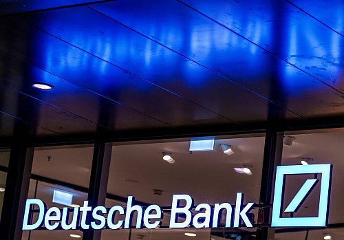 Deutschlands größtes Geldhaus will nach «Übergangsjahr» 2024 Rendite deutlich steigern. - © Andreas Arnold/dpa