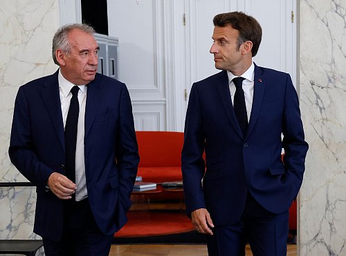 Der nächste Premier verschlissen. (Archivbild) - © Ludovic Marin/AFP POOL/AP/dpa