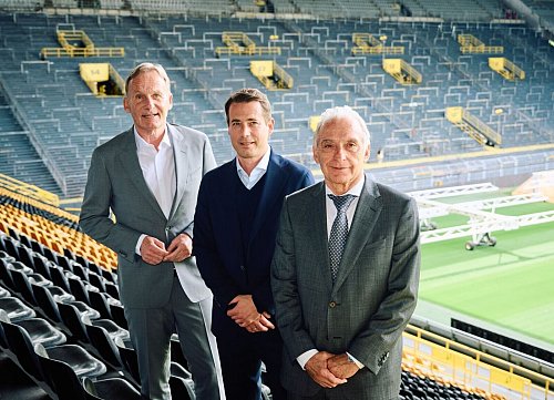 Hans-Joachim Watzke (l) und Reinhold Lunow (r) wollen gerne im November zum BVB-Präsidenten gewählt werden. - © Bernd Thissen/dpa