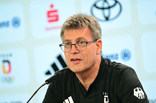 DOSB-Präsident Thomas Weikert steht eine Mitgliederversammlung mit heiklen Themen bevor. - © Sina Schuldt/dpa