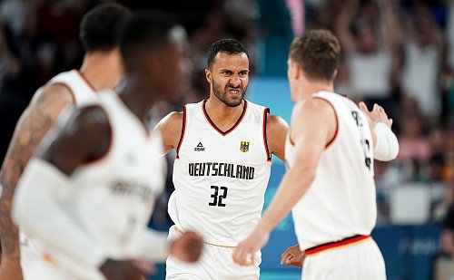 Weltmeister Johannes Thiemann führt die deutschen Basketballer als Kapitän an. - © Marcus Brandt/dpa