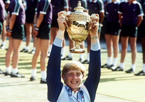 «Ich war einmal der beste Tennisspieler der Welt (...)», schreibt Becker im Buch. «Aber wer war ich jetzt?». (Archivbild) - © Rüdiger Schrader/dpa
