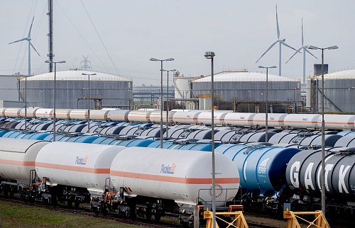 CO2 kann bereits über die Schiene transportiert werden. (Archivbild) - © Hauke-Christian Dittrich/dpa