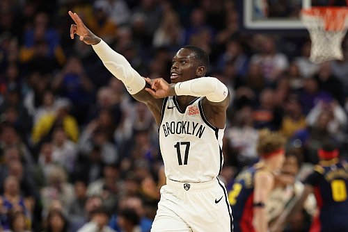 In New York bei den Brooklyn Nets spielte Schröder stark und fühlte sich wohl. - © Jed Jacobsohn/AP/dpa