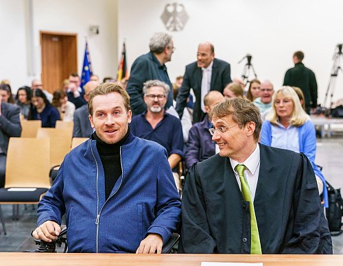 Vor dem Landessozialgericht Baden-Württemberg muss das Verfahren nun neu aufgerollt werden. - © Andreas Arnold/dpa