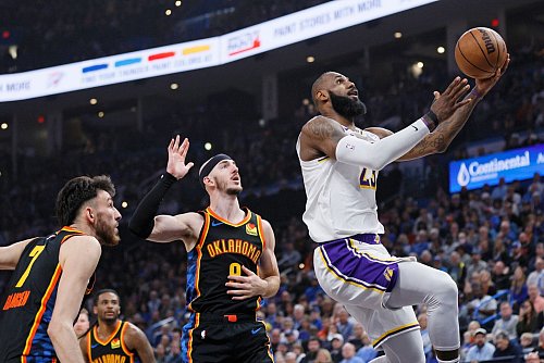 LeBron James traf auch gegen Liga-Primus «OKC» zweistellig und hielt damit seine Serie von 1299 aufeinanderfolgenden Partien aufrecht. - © Nate Billings/AP/dpa