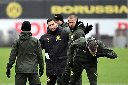 Nuri Sahin hat Rückhalt in der Mannschaft. - © Federico Gambarini/dpa