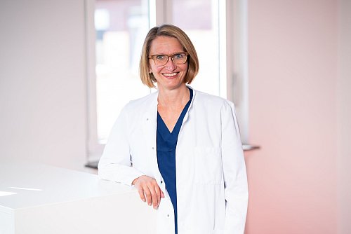 Prof. Dr. med. Birgit Terjung ist Gastroenterologin und Fachärztin für Innere Medizin. - © David van Düren/funsolutions marketing & medien GmbH/DGVS/dpa-tmn