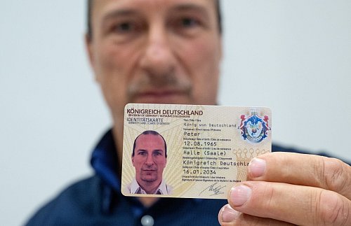 Fitzek soll am Dienstag in Karlsruhe vorgeführt werden. - © Hendrik Schmidt/dpa