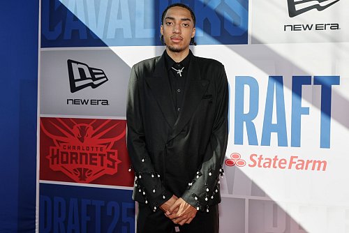 Ulms Essengue verzichtete für das Erlebnis in New York auf die entscheidenden Partien um die deutsche Meisterschaft. - © Adam Hunger/AP/dpa