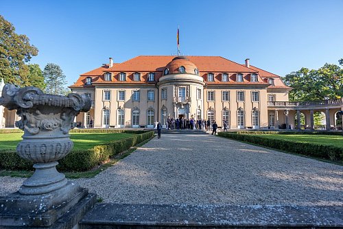 Der neueTagungsort ist in Berlin. - © Michael Kappeler/dpa-pool/dpa