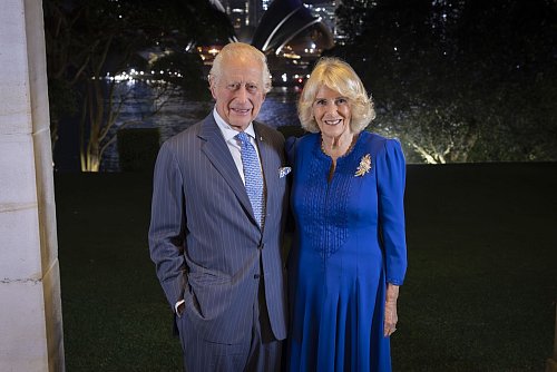 Erster Termin des Königspaars ist ein Gottesdienst in Sydney. - © CPOIS Andrew Dakin/Royal Communications/PA Media/dpa