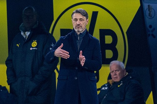 Niko Kovac sah ein behäbiges Spiel seiner Mannschaft - © David Inderlied/dpa