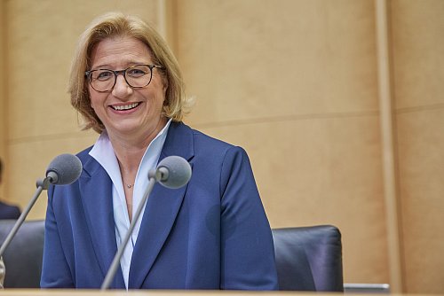 Bundesratspräsidentin Anke Rehlinger. - © Joerg Carstensen/dpa