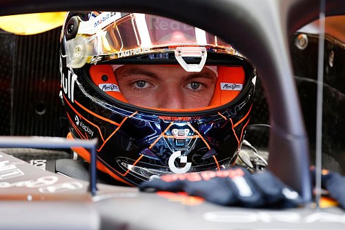 Max Verstappen gelang ein ordentlicher Auftakt. - © Geert Vanden Wijngaert/AP/dpa