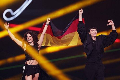 Nach vielen Pleiten hoffte Deutschland mit dem Geschwister-Duo Abor & Tynna auf eine bessere Platzierung. - © Jens Büttner/dpa